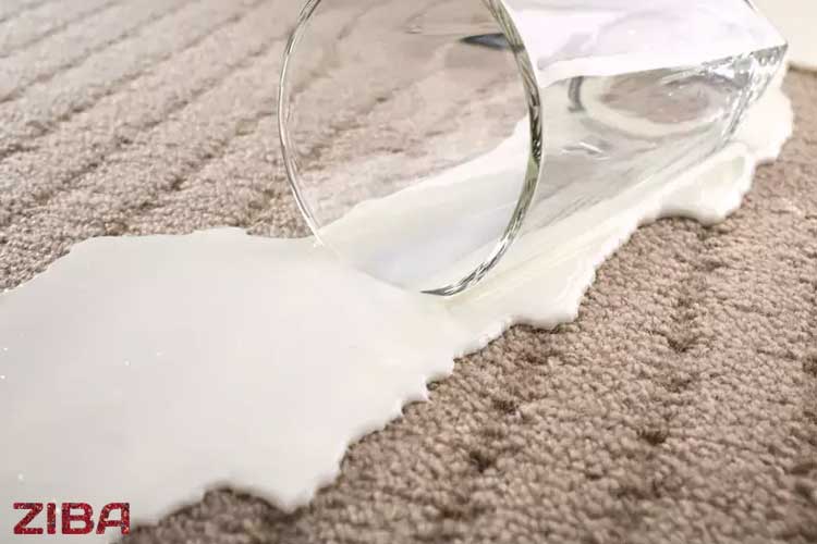 از بین بردن بوی شیر روی فرش